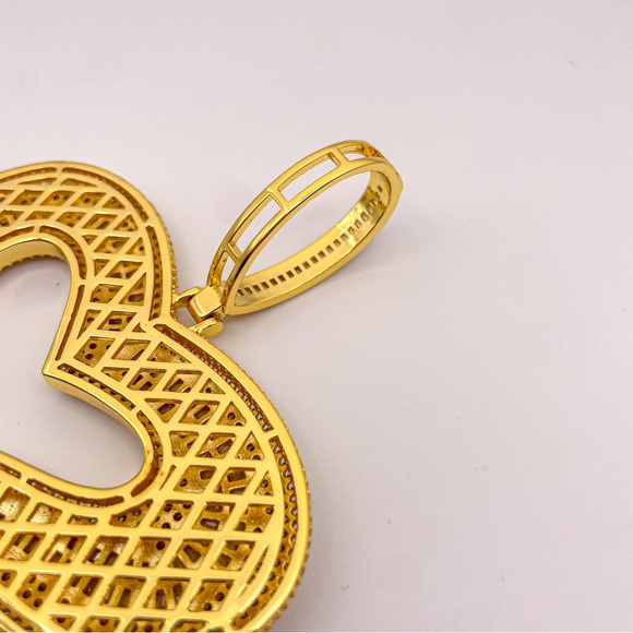 Huge Iced Out Baguette & Round Cubic Zirconia Hollow Heart Pendant for Necklace - Picture 10 of 10